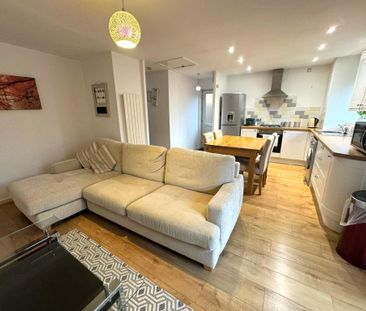 2 bedroom semi-detached bungalow to rent - Photo 1