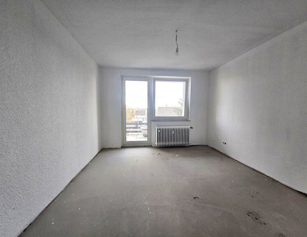 Frisch saniert mit neuem Badezimmer- 3-Zimmerwohnung mit Balkon - HS115 2.OGre WE22 - Foto 1