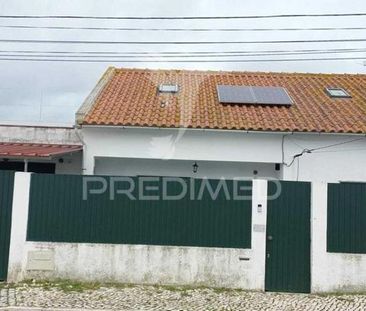 Moradia t2 convertido em t1 mobilado na carregueira pinhal novo - Photo 2