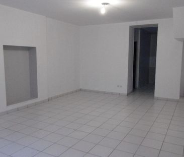 Location Appartement 3 pièces 75m² DUCEY LES CHERIS 50220 - Photo 6