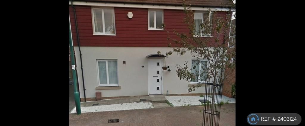 4 bedroom detached house to rent - Photo 1