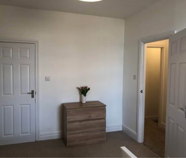 3 Bed Terraced House, New Bank Street, LS27 - Photo 5