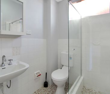 Home For Rent - Photo 5
