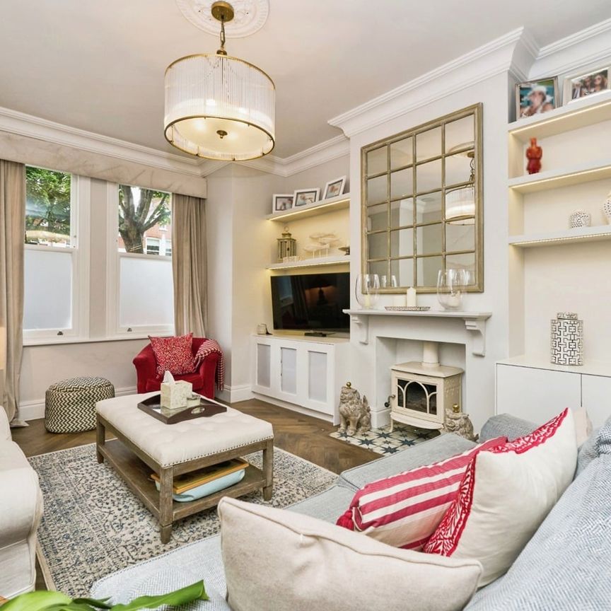 4 Bed Terraced House, Ashleigh Road, SW14 - Photo 1