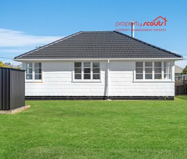 Freshly Renovated 3-Bedroom Home – Move In Now! - Photo 2