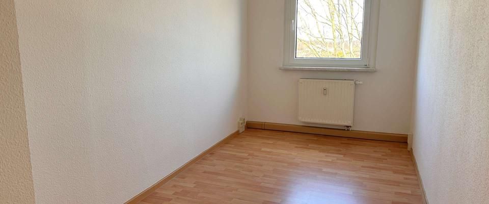 Helle Wohnung mit Balkon und Blick ins Grüne - Einbauküche möglich - Photo 1