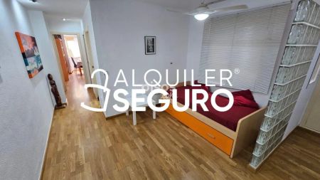 Piso en alquiler en Sur - Photo 2