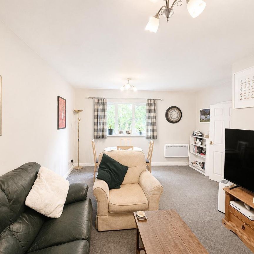 2 bedroom apartment to rent - Photo 1