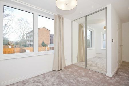 Sutherland Road, W13, London - Photo 5