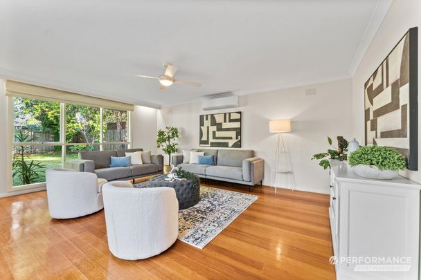 2 Leighton Court, Frankston VIC 3199 - House For Rent | Domain - Photo 1