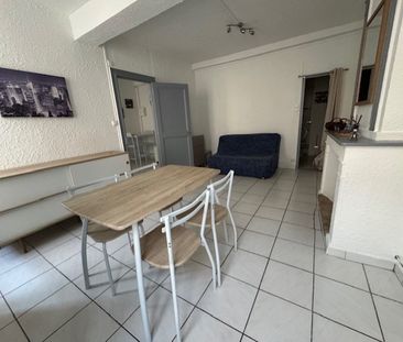 Location Appartement 1 pièce 31m² CARCASSONNE 11000 - Photo 4