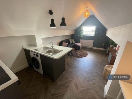 1 bedroom flat to rent - Photo 3