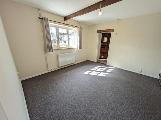 3 bedroom bungalow to rent - Photo 1