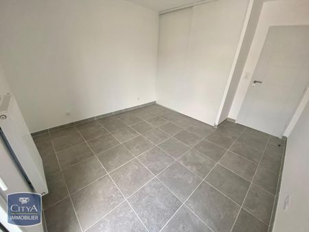 Location Appartement 2 pièces 42m² HYERES 83400 - Photo 4