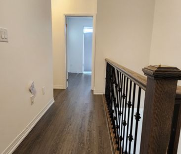 For Lease - 21 Riley Reed Lane, Richmond Hill, Ontario - Photo 4