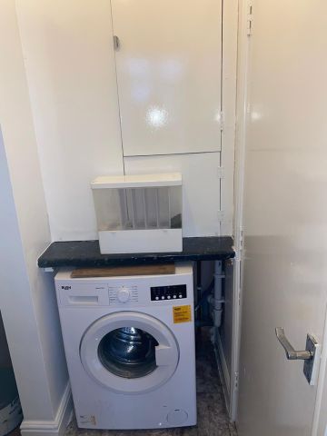 1 Bed Flat, South Norwood Hill, SE25 - Photo 2