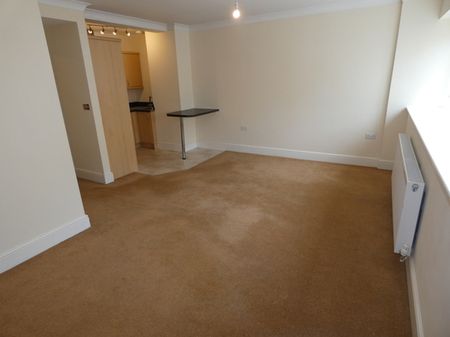 Dickson Road Flat 3 - Photo 2