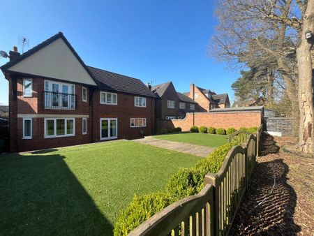 5 bedroom detached house to rent - Photo 3