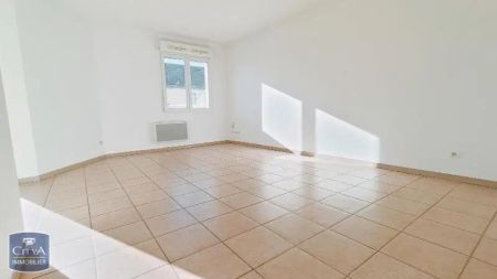 Appartement à louer 3 pièces 63.33m² - Photo 2