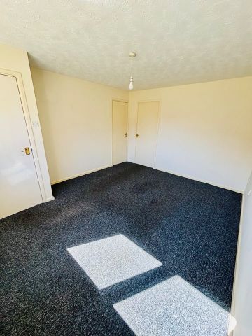 2 Bed Semi-Detached House, Canon Hudson Close, CV3 - Photo 3