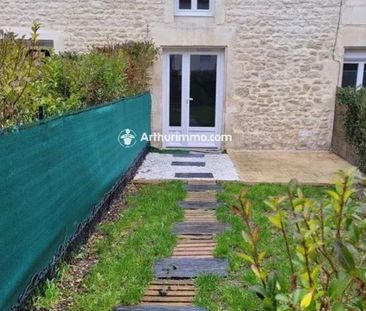 Location Appartement 2 pièces 29 m2 à Saint-Jean-d'Angély - Photo 4