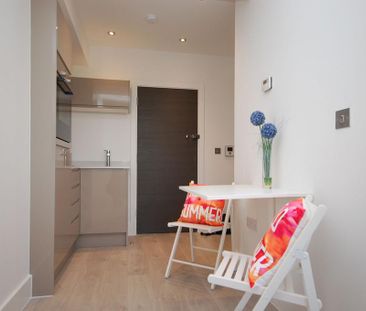 Studio to rent - Photo 2