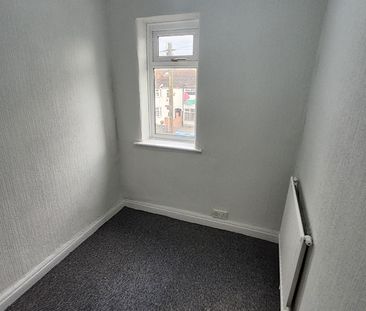 3 Bed Semi-Detached House, Woodlands Road, M8 - Photo 5