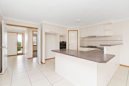 Beautifully Presented 4-Bedroom Home - Photo 5