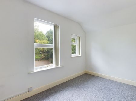 St Cyrils Road, Stonehouse, GL10 - Photo 3