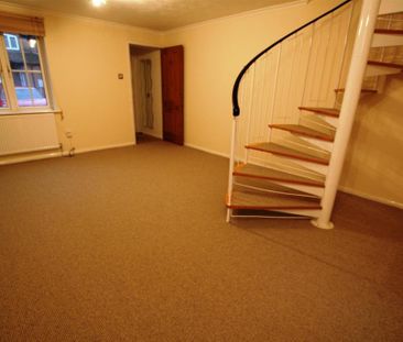 2 bedroom house to rent - Photo 1