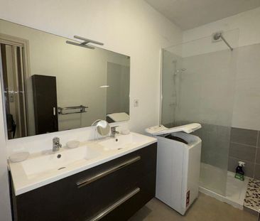 Location Appartement 4 pièces 81m² GRENOBLE 38000 - Photo 6