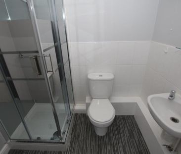 2 Bedroom Apartment, Chester - Photo 6