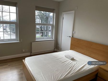 3 bedroom maisonette to rent - Photo 4