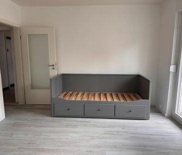 Neu renovierte 1 Zimmer Wohnung mit Balkon in BI Brackwede - Photo 1