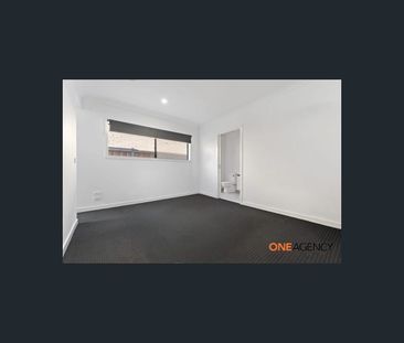 7 Camini Grove, Truganina, Vic 3029 - Photo 6