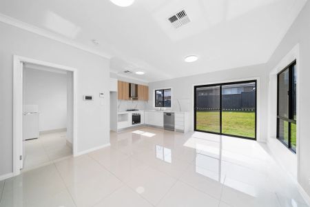 24 Terrara Street, - Photo 5