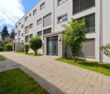 GROSSZÜGIGE MODERNE WOHNUNG MIT GARTENSITZPLATZ - Photo 1