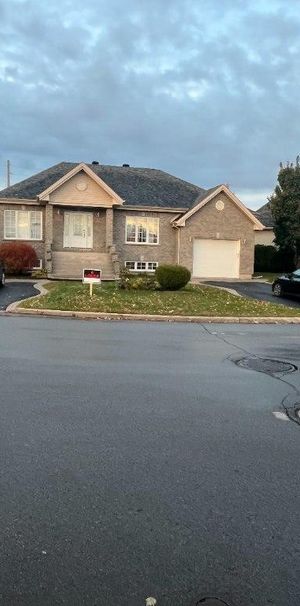 Maison spacieuse 4 ½ sur deux étages - Photo 1