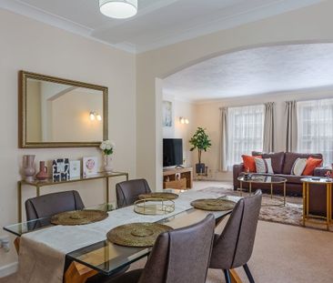 3 bedroom flat to rent - Photo 2