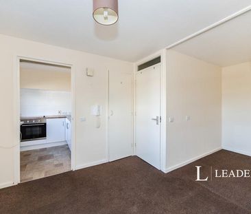 studio to rent The Willows, 255 Twyford Avenue, Portsmouth, PO2 - Photo 1