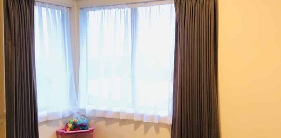 Desirable Neighbourhood! - Photo 2