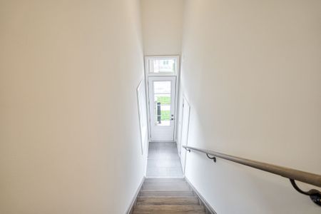 For Lease - 1360 Kobzar Drive, Oakville, Ontario - Photo 3