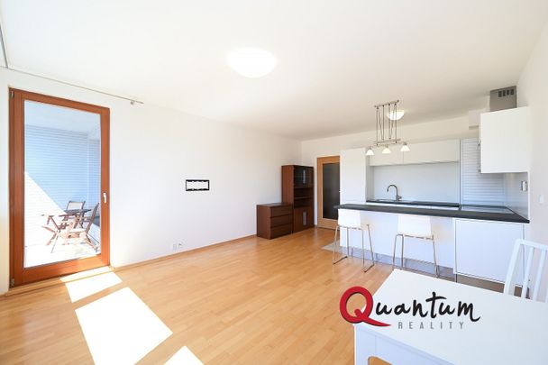 Pronájem bytu 2+kk 58 m² - Fotografie 1