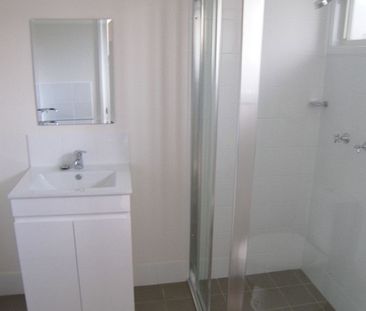 Modern Granny Flat With Water Usage Included - Photo 1