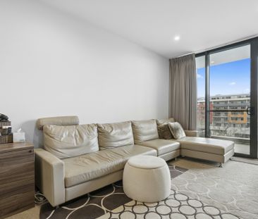 Fully Furnished. Perfectly Positioned. - Photo 3