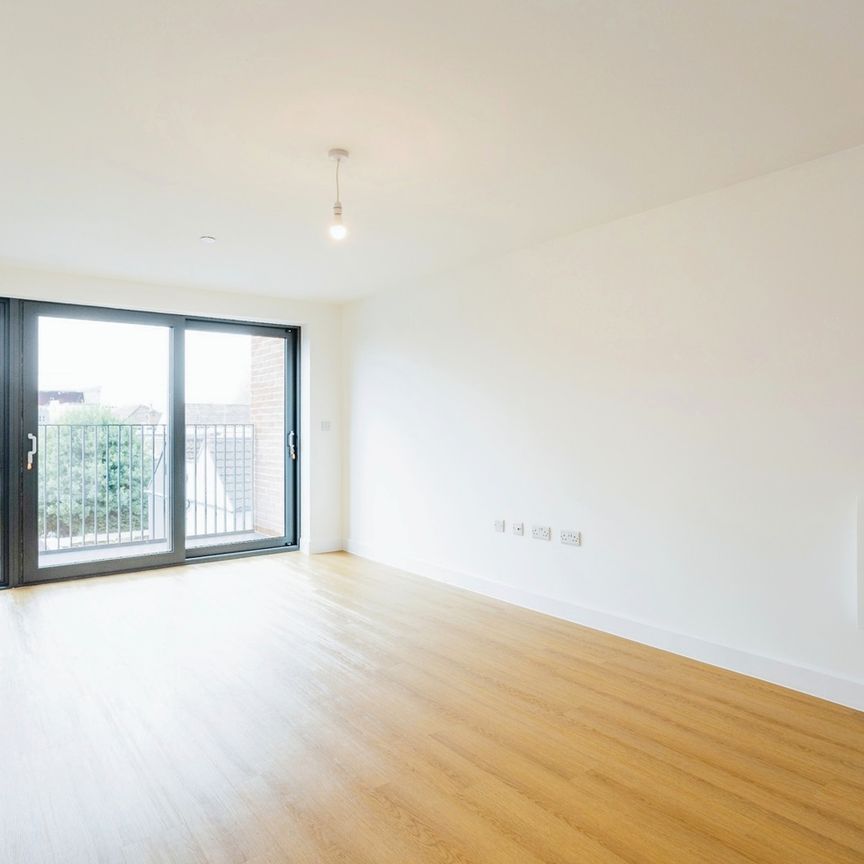 2 Bed Flat, Greville Smyth Apartments, BS3 - Photo 1