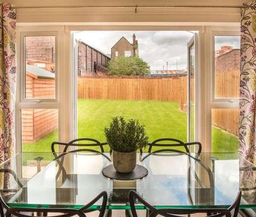 Pilkington Way, Cradley Heath, B64 - Photo 6