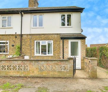 3 bedroom end of terrace house to rent - Photo 3