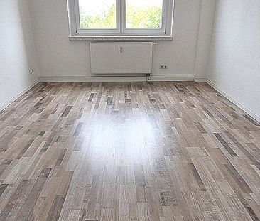 Schöne 3 Raumwohnung in der 3 Etage mit Balkon zu vermieten, im fam... - Foto 5