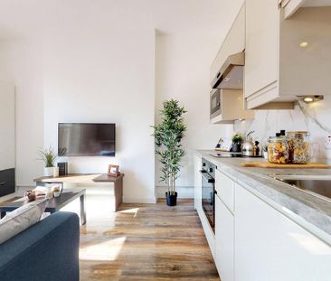 Studio to rent - Photo 1